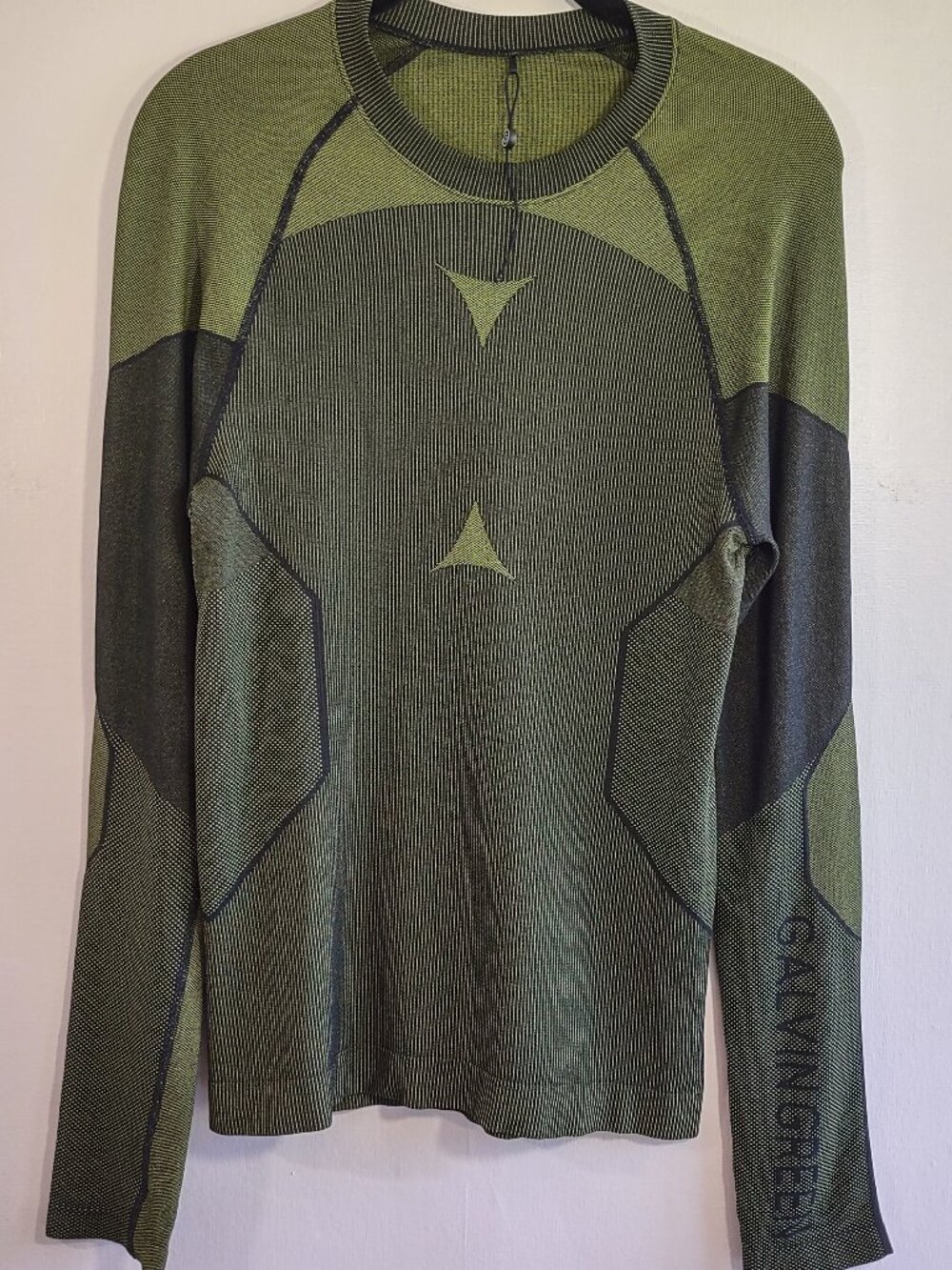 NWOT Galvin Green Performance Thermal Base Layer Medium/L Seamless Golf Outdoor